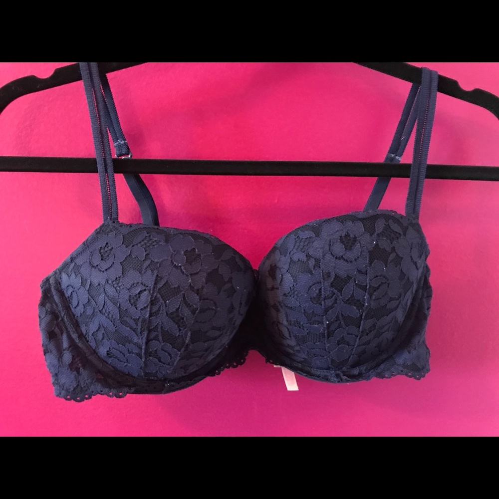 VICTORIA SECRET BRA SIZE 36C